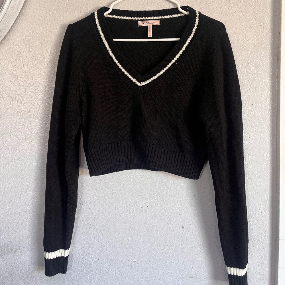 Extra Small Cropped V Neck Sweater